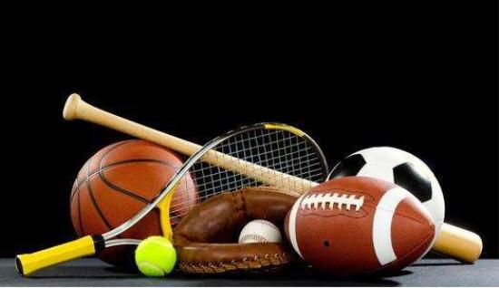 肚子略大，球迷质疑姆伯莫身体状态，随后阿莫林给予后者支持